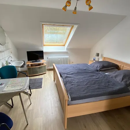 Schlumbohm Homestay *